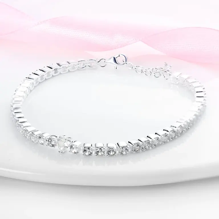 Luxus Silber Farbe Kristall Armbänder für Frauen Mode Herz Zirkon Kette Armband Strass Armreif Hochzeit Braut schmuck 3