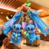 4 Stile Lilo Stitch Schlüsselanhänger Stitch Actionfigur Schlüsselanhänger Anhänger Ornament Puppen Sammlung Modell Stitch Spielzeug für Kinder Geschenk