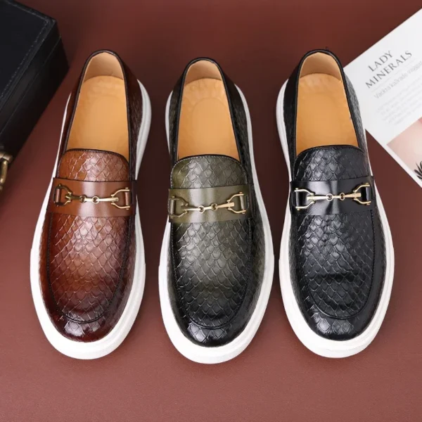 Männer Casual Schuhe Geprägtes Leder Männer Klassische Schnalle Horsebit Loafers Herren Slip-on Board Schuhe Outdoor Wohnungen Neue 5