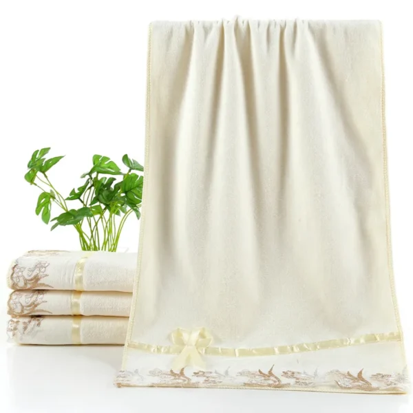 4 teile/satz Mikro faser besticktes Handtuch Set solide 2 stücke 140x70cm Badet uch 2 stücke 75x35cm Gesichts tuch schnell trocknende Handtücher Badezimmer 6