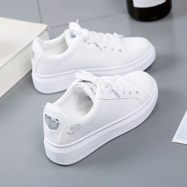 2022 frauen Casual Schuhe Neue Frühjahr Mode Gestickte Weiße Atmungsaktive Blume Lace-Up Turnschuhe 4