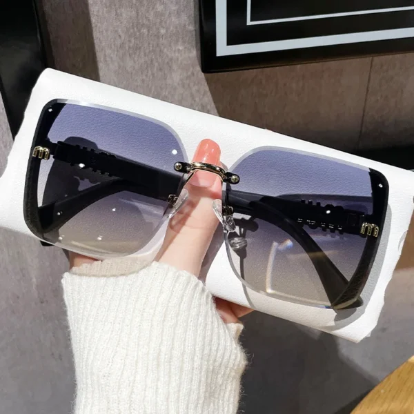 2025, neue modische Sonnenbrille mit Halbrahmen, hochwertiger Trend, einfache Sonnenbrille für Damen mit feinem Glitzer (DS-1002) 4