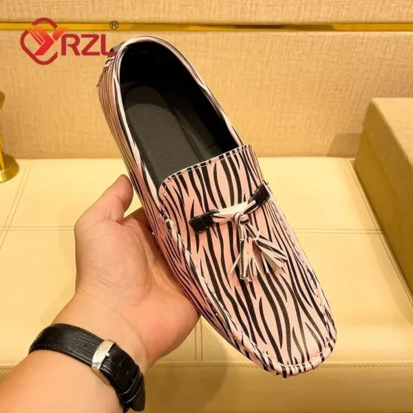 YRZL Männer Weiße Loafer Quaste Casual Luxus Männer Schuhe Handgemachte PU Leder Mokassins Licht Atmungsaktive Slip auf Boot Schuhe für Männer 5