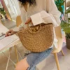 Sommer handgemachte Taschen für Frauen Strand Weben Damen Strohtasche gewickelt Strandtasche mondförmige Top Griff Handtaschen Totes 2
