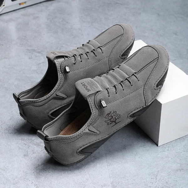 Outdoor Männer Freizeit schuhe Wildleder Leder Herren Turnschuhe hand gefertigte atmungsaktive Mann Slipper Mokassins Luxusmarke Boots schuhe plus Größe 4