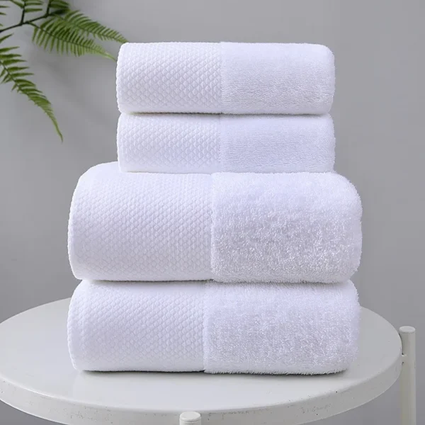 Weißes Gesichtshandtuch aus weichem Baumwollstoff, Hotel-Badetuch, Waschlappen, Handtücher, tragbares multifunktionales Reinigungstuch 3