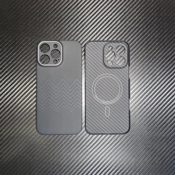 wirklich Carbon Fiber Hülle für iPhone 16 Pro Max Handyhülle Dünne stoßfeste Aramidfaser-Abdeckung für iPhone 16 Pro Carbon Hülle 4