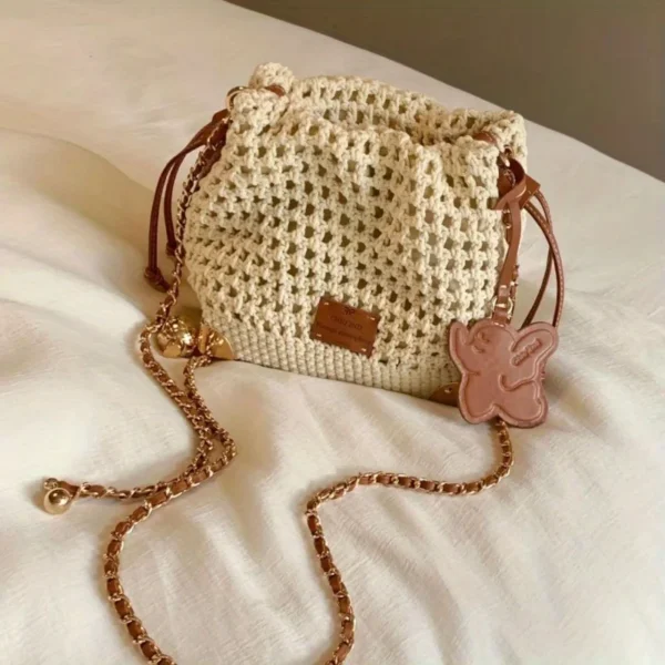 Schicke Sommer-Strick-Umhängetasche für Damen mit verstellbarem Riemen. Vielseitige Pendlerhandtasche mit Polyesterfutter 6