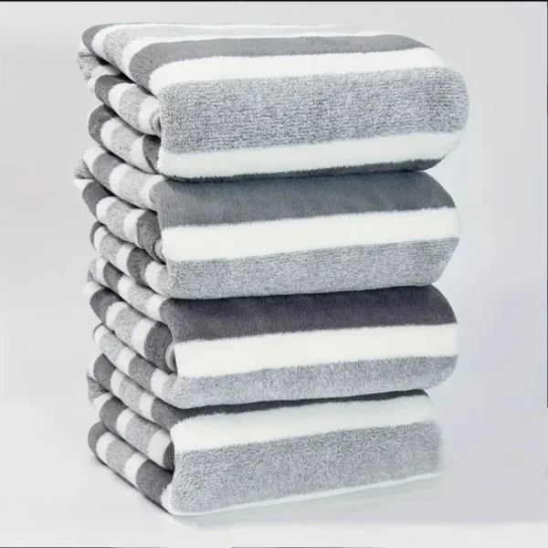 4-teiliges gestreiftes Badetuch-Set, saugfähige und schnell trocknende Duschhandtücher, superweiches und hautfreundliches Badetuch für das Badezimmer zu Hause 2