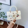 Niedliche Handtasche mit Kirschmotiv, Umhängetasche, quadratische Tragetasche mit gewebtem Griff, Damen-Umhängetasche im frischen Design, stilvolle Damentasche 3