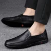 Clohoo Herren Echt leder Slipper Outdoor hand gefertigte Casual Slip on Schuhe bequeme atmungsaktive Arbeits büro fahren Turnschuhe 2