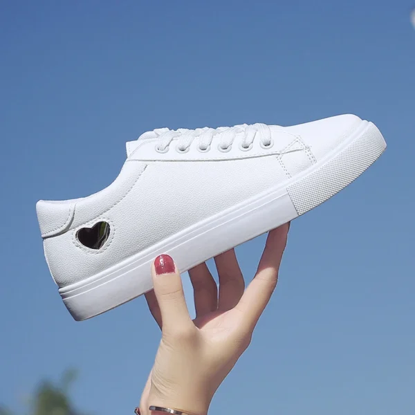 2024 frühling Herbst Frau Schuhe Mode Neue Frau PU Leder Schuhe Damen Atmungsaktive Nette Herz Wohnungen Casual Schuhe Weiß Sneaker 6