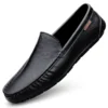 Echtes Leder Herren Freizeitschuhe Leichte Wanderschuhe Atmungsaktive Abendschuhe Slip on Herren Loafer Fahrschuhe Mokassins