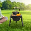 Tragbarer 3-Bein-Holzkohlegrill, 35,5 cm, zusammenklappbarer BBQ-Grill mit Grillnetz und Aschenbecher für Camping/Picknicks und Partys 4