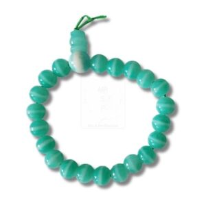 Armband mit türkisfarbenen Glanzperlen