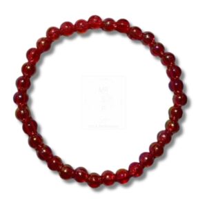 Klassisches rotes Perlenarmband – handgefertigt