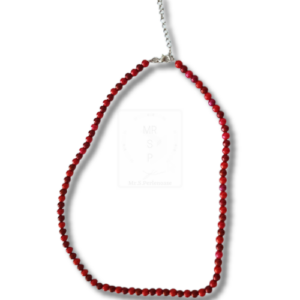 Zarte rote Halskette mit Facettenschliff – handgemacht