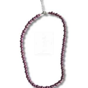 Handgemachte Halskette in Violett – edel & elegant