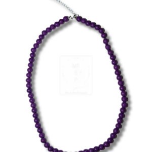 Handgemachte Halskette in Violett – ausdrucksstark & modern