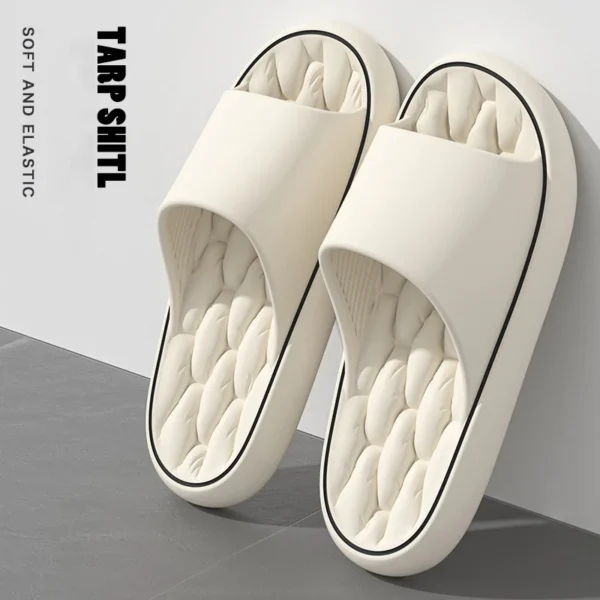 Superleichte weiche Hausschuhe, einfache Mode-Slides, elastische EVA-Schuhe, bunte Turnschuhe in der Tür, Badezimmer-Flip-Flops