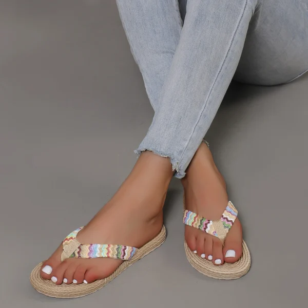 Damenmode-Trend, rutschfest, verschleißfest, Ethno-Wind-Flachsgrass-Flip-Flops mit flachem Absatz 5