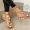 Damen Sandalen neue Sommer lässig flache Sandalen Flip Flops Luxus Designer Mode Schuhe Frauen Open Toe tägliche Sandalen Frauen 2