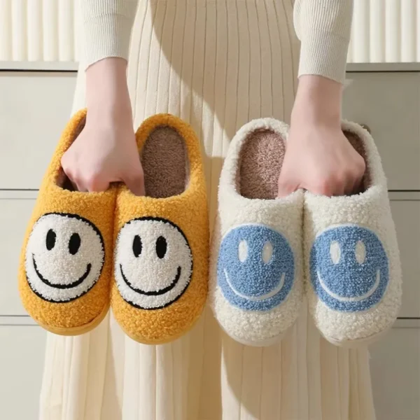 Fuzzy Smile Face Damen-Slipper, Kawaii-Cartoon, Plüsch, Baumwolle, für den Innenbereich, lustig, niedlich, Winter, warm, Bodenhaus, Heimschuhe, weiblich, 2025, neu 2