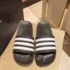 2024 mode Männer frauen Sandalen Streifen Pool Hausschuhe Schuhe Paar Große Größe Sommer Outdoor Strand Schuhe Korea Badezimmer sandalen 4