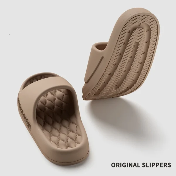 Gacimy Summer New Slippers For Men Women Outdoor Non-slip Beach Sandals Soft Comfortable EVA Platform Slippers Home Bath Slides 5