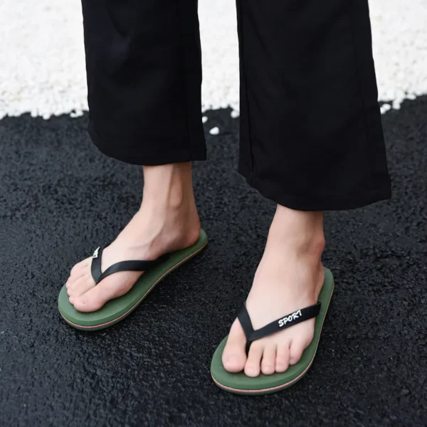 Günstige Sommer-Flip-Flops für Herren, große Größe 45, bequeme Hausschuhe, Herren-Strand-Hausschuhe, stilvolle grüne flache Sandalen für Herren, Pantuflas Homme 2