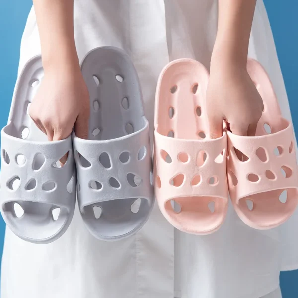 Bad Dusche Hausschuhe Mann aushöhlen Frauen Rutschen Sommer Eva Schuhe weiche Anti-Rutsch-Flip-Flops Paar Indoor Outdoor Sandalen 4