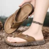 ﻿   Flip-Flops Sommer Herren Outdoor Strandschuhe mit dicken Sohlen atmungsaktive coole rutschfeste Komfortsandalen männliche lässige Wandersandalen 3