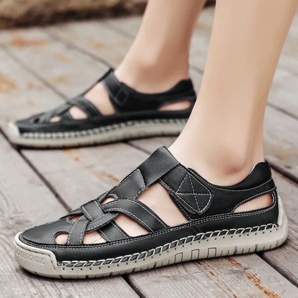 Mode Hohe Qualität Handgemachte Sommer Leder Sandalen Männer Atmungsaktive Aushöhlen Schuh Outdoor Weiche Sohle Männer Gleitschutz Strand Sandalen