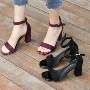 Damen 2024 Sommermode Sandalen Mittelhoher Absatz Outdoor Sandalen Elegante Hochzeitsschuhe Braut Plus Größe 34-40 Schnallenriemen