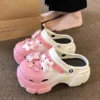 Farbverlauf dicken Boden atmungsaktive Sandalen weiblichen Sommer draußen tragen Mode Cartoon Zubehör DIY Erhöhung rutschfeste Sandalen
