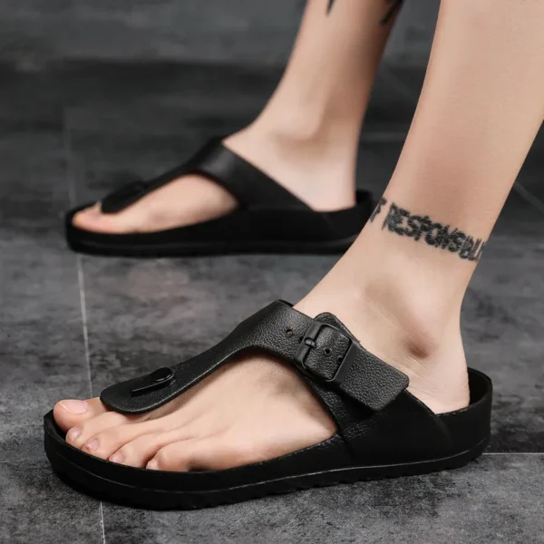 Ngouxm Sommer Männer Flip-Flops Atmungs Strand Hausschuhe Neue Design Mode Lässige Solid Black Non Slip Wohnung Rutschen für Mann 3