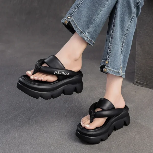 Koznoy 7,5 cm Peep Toe Schaffell Flip Leder hohle Mode Sandalen Hausschuhe Mary Jane Designer Frauen Sommer Wohnungen Loafer Schuhe 6