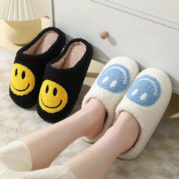 Fuzzy Smile Face Damen-Slipper, Kawaii-Cartoon, Plüsch, Baumwolle, für den Innenbereich, lustig, niedlich, Winter, warm, Bodenhaus, Heimschuhe, weiblich, 2025, neu 3