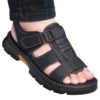 Sandalen Herren Strandschuhe Kunstleder Hausschuhe Outdoor rutschfeste Ledersandalen mit dicken Sohlen für Herren Freizeitschuhe 2