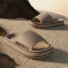 Feslishoet Frauen Brief Hausschuhe Strand Rutschen Einfarbig Herren Dicke Sohle Indoor Badezimmer Anti Slip Schuhe Sommer Paar Sandalen