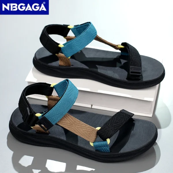 Klassische schwarze Herren Sport Sandalen Sommer Freizeit Strand Urlaub Sandalen Outdoor rutschfeste atmungsaktive flache Sandalen Schuhe 2