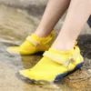 Kinder Aqua Schuhe Sommer Strand Fünf Finger Barfuß Wasser Schuhe Schwimmen Leichte rutschfeste Seaside River Kinder Turnschuhe 5