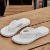 Sommer Coole Damen-Flip-Flops, superleicht, für den Außenbereich, weiche Sohle, rutschfest, lässig, Damen-Hausschuhe, Paar, flache EVA-Sandalen 2