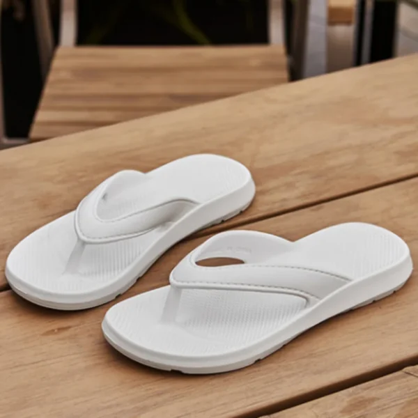 Sommer Coole Damen-Flip-Flops, superleicht, für den Außenbereich, weiche Sohle, rutschfest, lässig, Damen-Hausschuhe, Paar, flache EVA-Sandalen 2