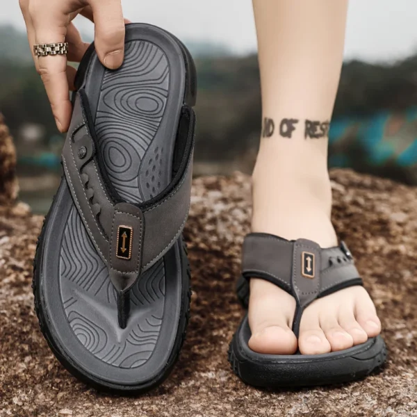 Herren lässige Hausschuhe Sommer Outdoor Open Toe Strands chuhe weichen Boden bequeme Urlaub Indoor Sandalen Mode rutsch festen Atem 4