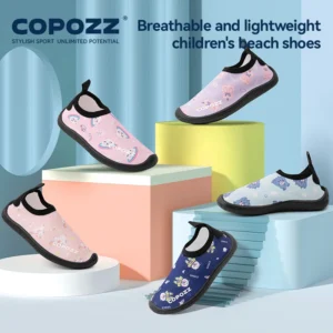 COPOZZ Kinder Wasser Strand Schuhe Kinder Schwimmschuhe Schnell Trocknende Aqua Schuhe Jungen Mädchen Weichen Boden Indoor Slipper Schwimmen Socken