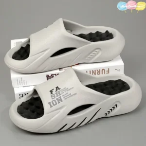 Neue Sommer Mann Massage Hausschuhe Indoor Outdoor Sandalen Strand Freizeit schuhe Soft Bottom Hausschuhe männliche Flip Flops Herren Sandalen