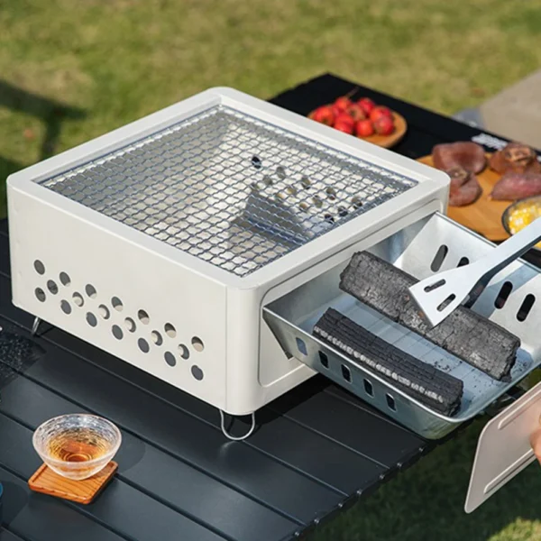 Barbecue Grill Tischplatte Holzkohleofen Quadratischer Campinggrill Holzkohlegrillofen zum Kochen im Freien Camping Picknicks Strand 5
