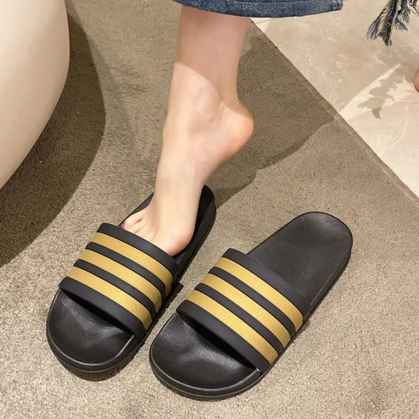 2024 mode Männer frauen Sandalen Streifen Pool Hausschuhe Schuhe Paar Große Größe Sommer Outdoor Strand Schuhe Korea Badezimmer sandalen 5