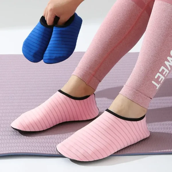 Schnell trocknende Wasserschuhe, Gummisohle, Tauchschuhe, Unisex, Strand, Schwimmen, Tauchsocken, rutschfest, zum Surfen am Meer, für Erwachsene und Kinder 5